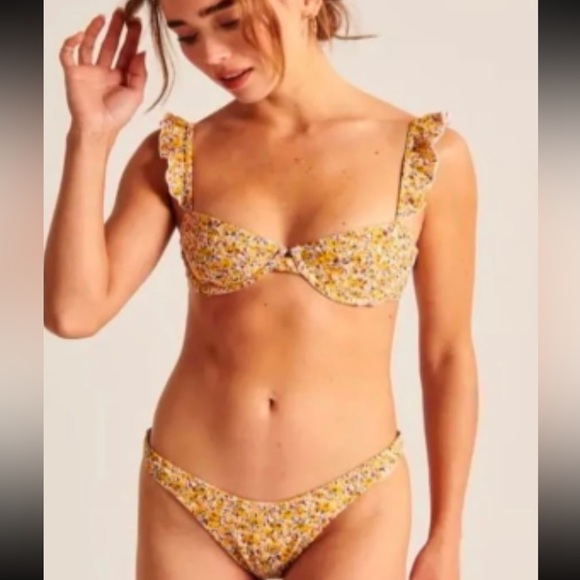 Abercrombie ruffle yellow bikini - Picture 1 of 3